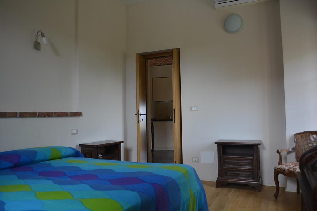 Cascina Valtignosa Camere Con Vigna Cassine Exterior foto